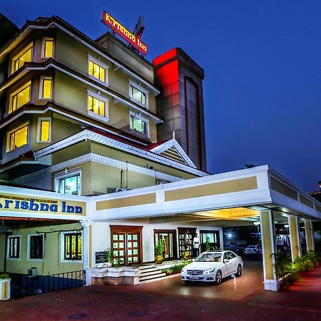 Krishna Inn Guruvāyūr Buitenkant foto
